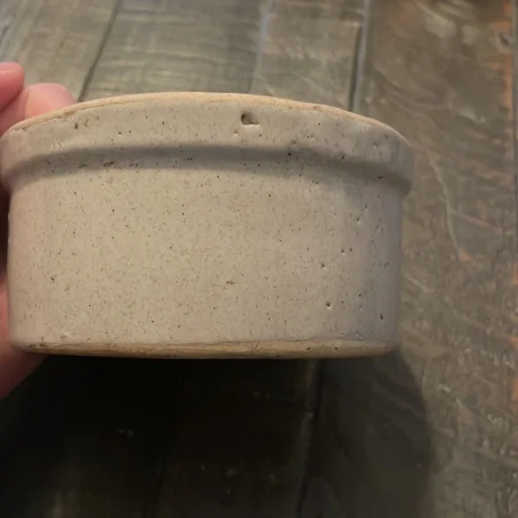 🍓Vintage Handcrafted Strawberry Wooden Lid Pottery Canister - Picture 7 of 9